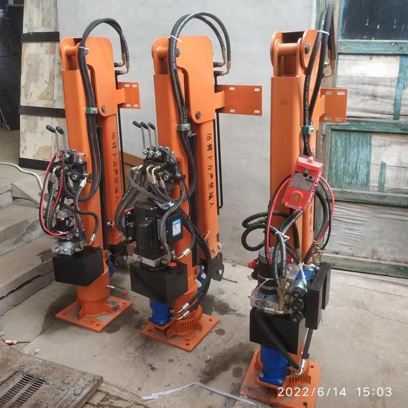 细河区重汽蓝牌随车吊 3.2吨 国六动力强 液压驱动 农用自卸起重机